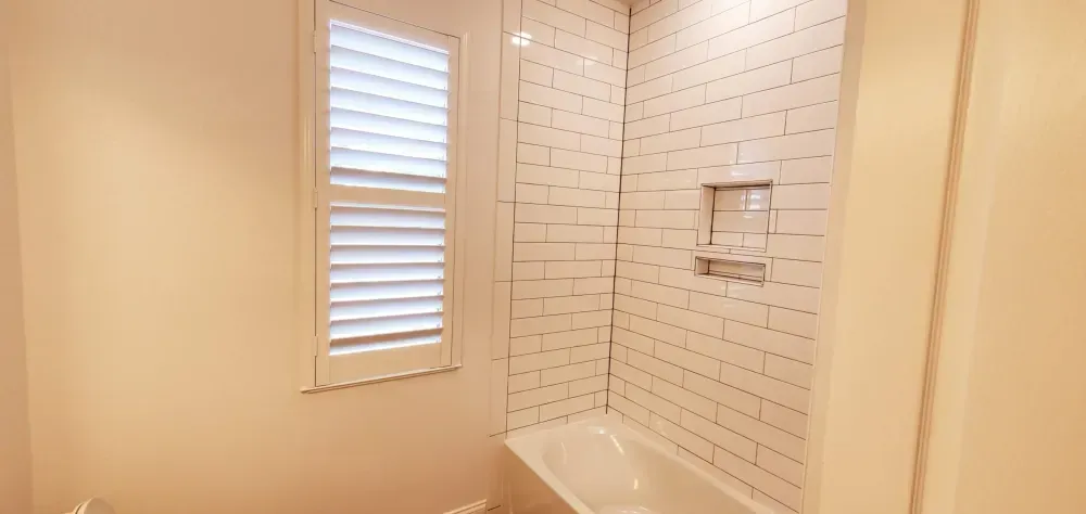 Custom plantation shutters bathroom - A&Q Custom Shutters Orlando