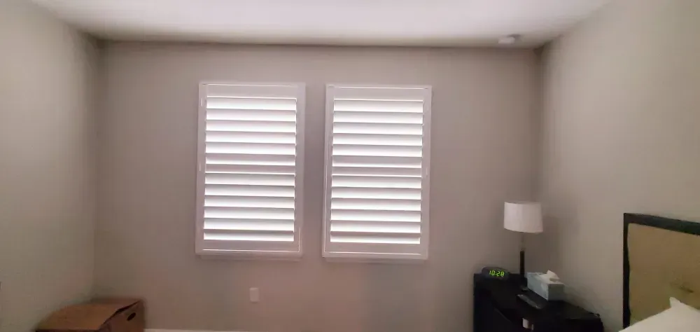Custom plantation shutters bedroom - A&Q Custom Shutters Orlando