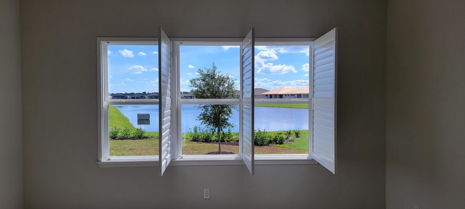 Custom plantation shutters specialty shape - A&Q Custom Shutters Orlando